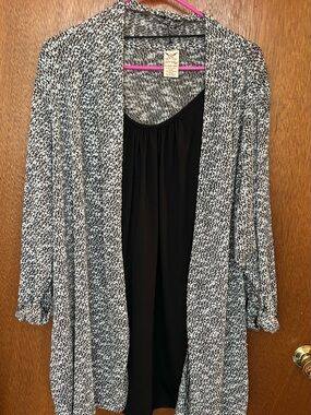 Faded Glory Black and White Open-Front Cardigan